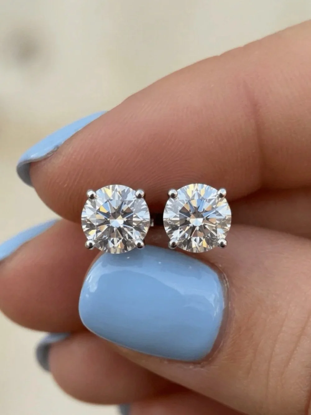 S925 Sterling Silver Clear Cubic Zirconia Stud Earrings - Classic Clear Sparkle